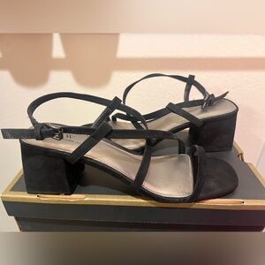 Worthington Elegant Black Block Heel Sandals